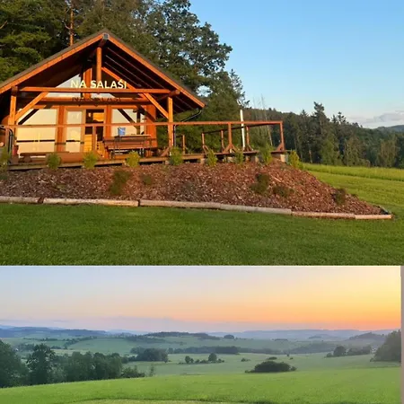 Glamping Salas Dom wakacyjny Mochtin