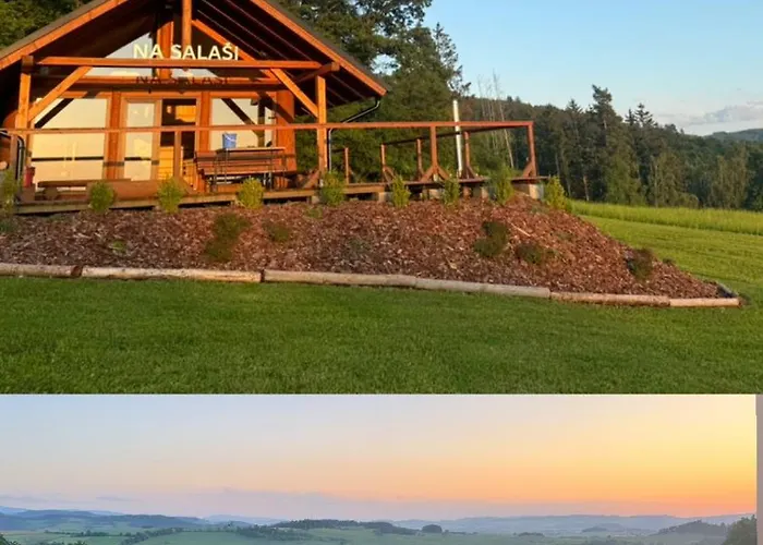Glamping Salas Ferienhaus Mochtin