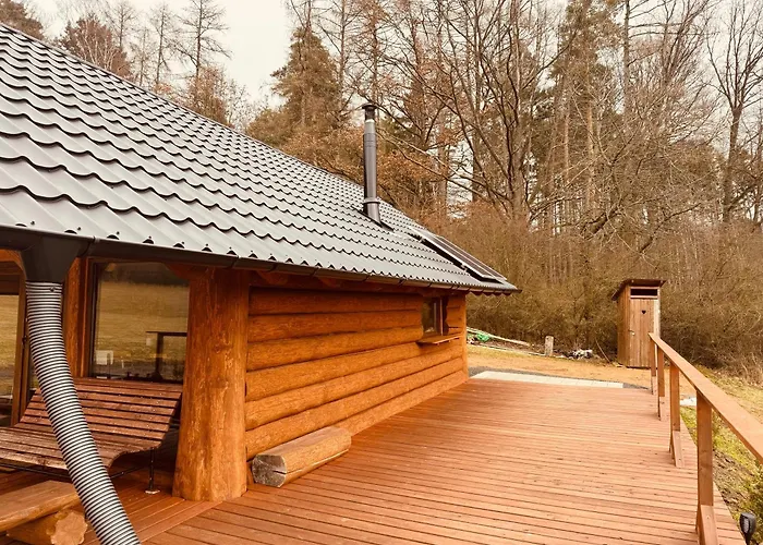 Glamping Salas Nyaraló Mochtin